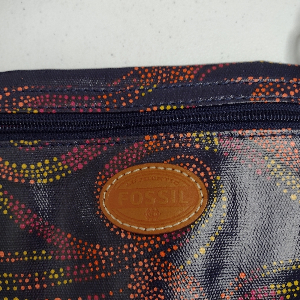Fossil Slim Abstract Print Canvas Crossbody Shoul… - image 3